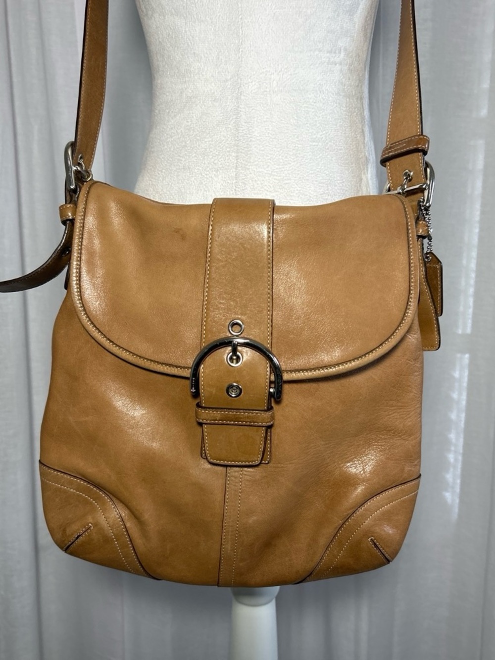 VINTAGE | Coach | Soho Leather | Buckle Flap Bag | 9481